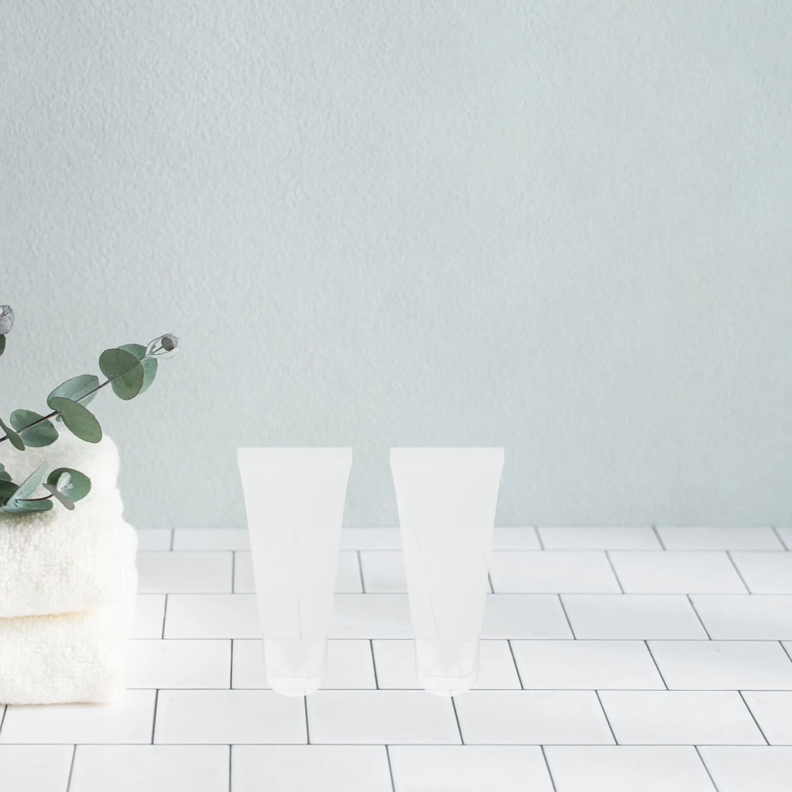 

20Pcs Refillable Tubes Empty Travel Bottles for Lotion Foundation Serum Portable Leakproof Squeeze Design Frosted