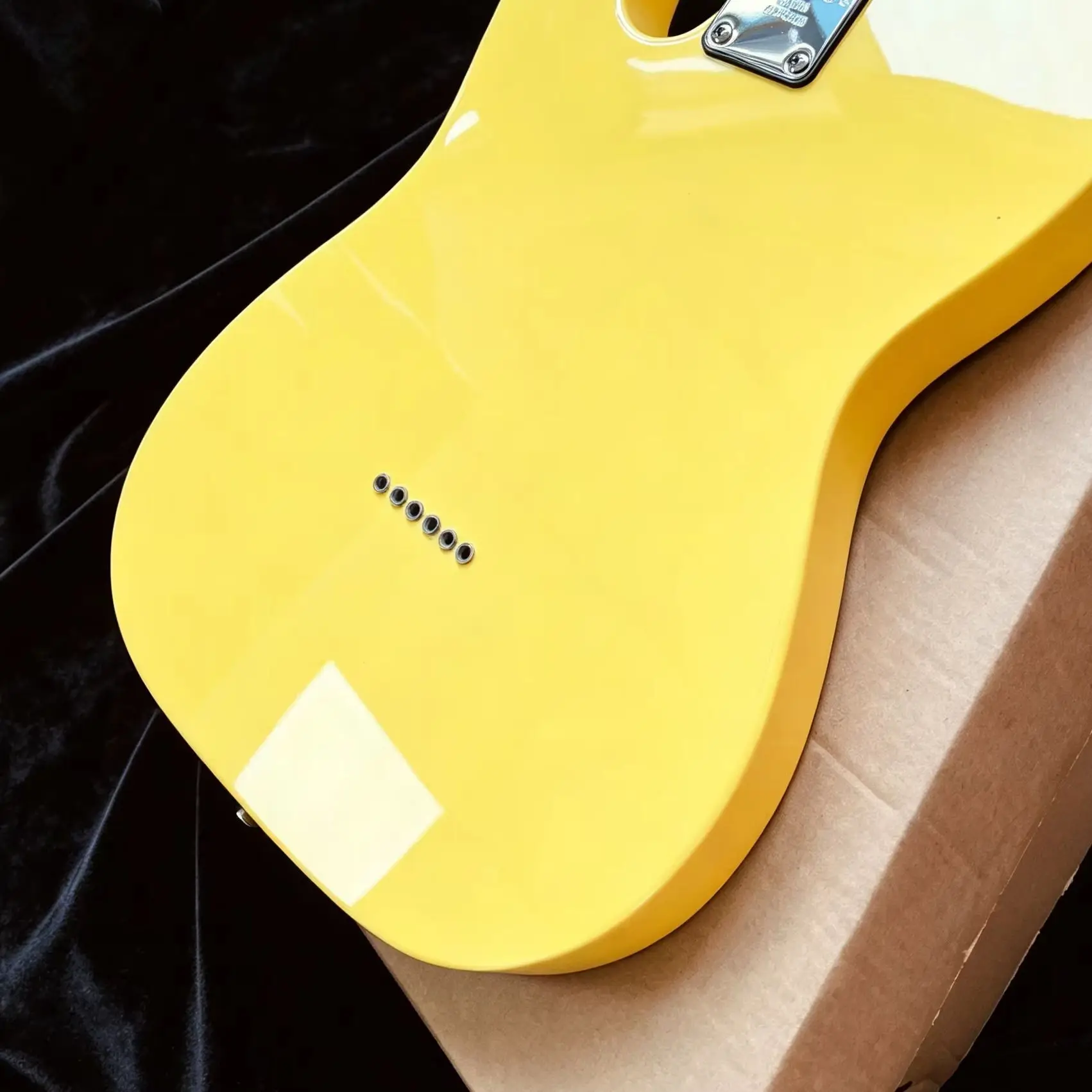 Costom Yellow Electric Guitar SS Pickup Silver Hardware Alder Body Electric Guitar-Themed Gift Free Shipping view 5