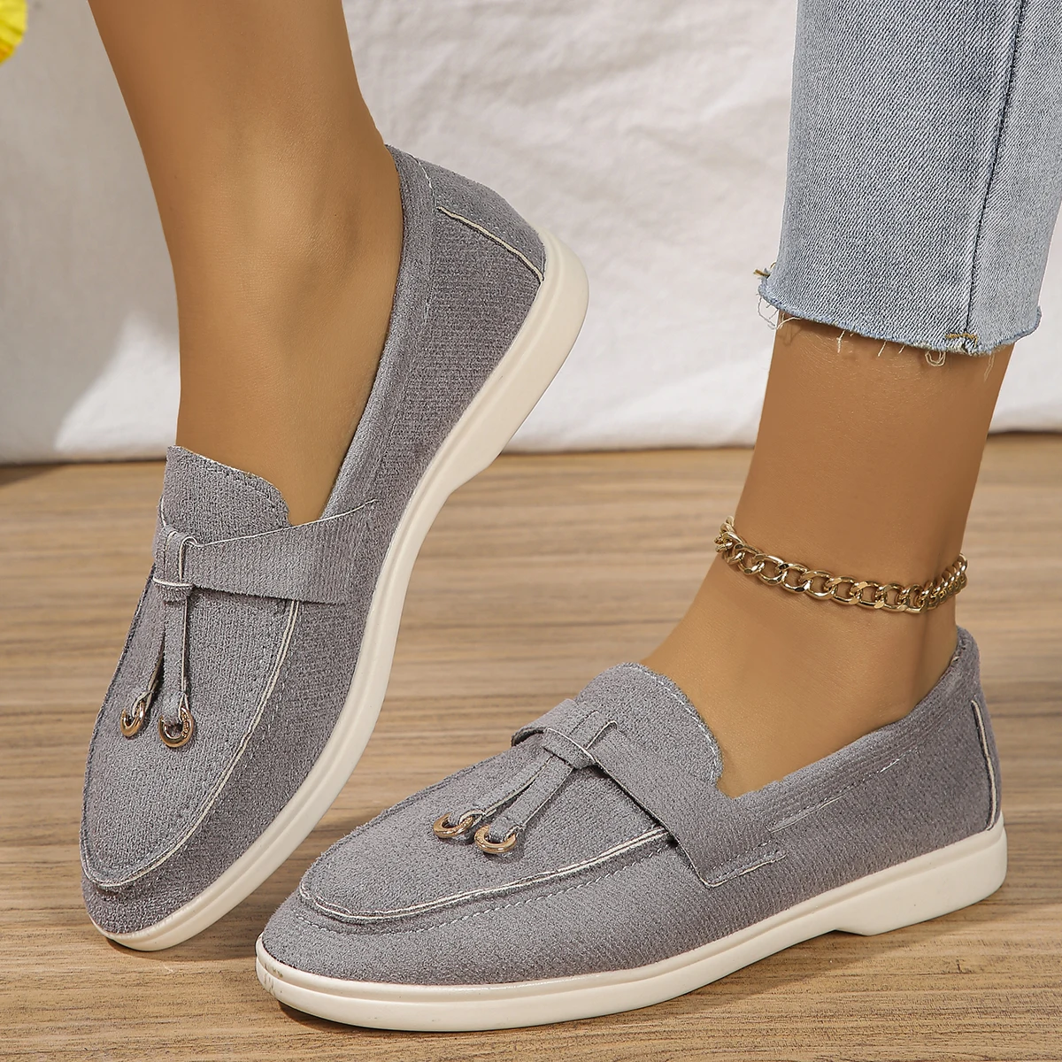 New Women Casual Flat Shoes Brand Trend Platform Suede Loafers Shoes Sport Ladies Walking Non Slip Chaussure Single Shoes