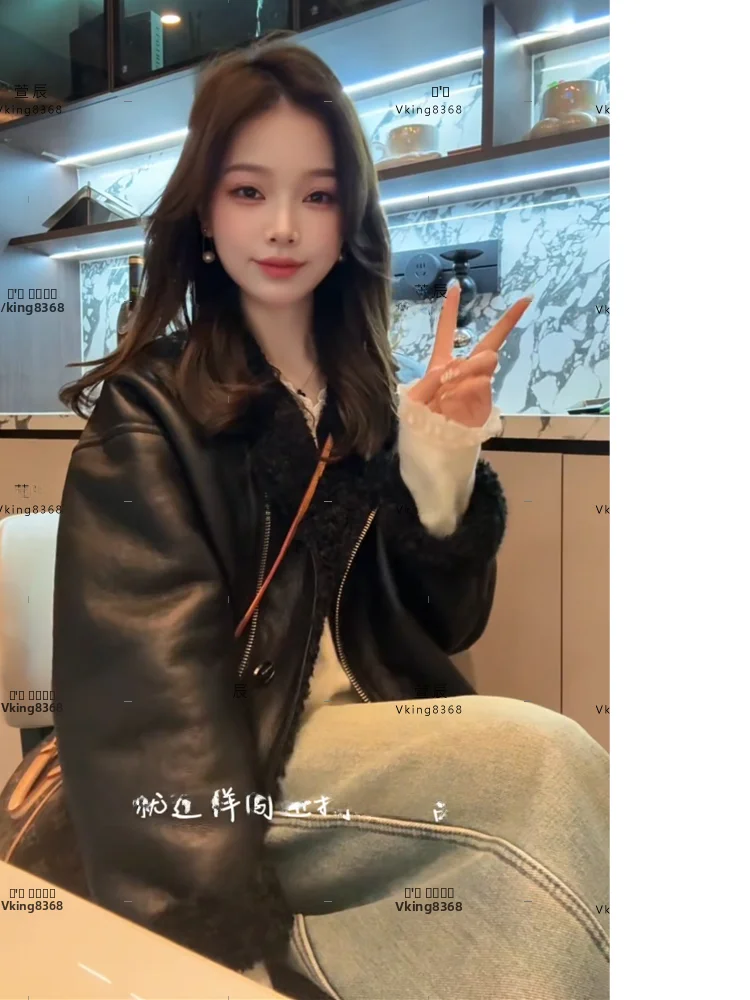 Xuanxuanchen Giacca in Pelle PU e Pelliccia Reversibile di Lusso, Calda e alla Moda per Autunno e Inverno, Abbigliamento Esterno Corto da Donna 9583