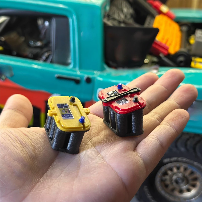

1 пара аккумуляторов с имитацией отсека двигателя для короткой карты 1/7 UDR TRAXXAS, аксессуары