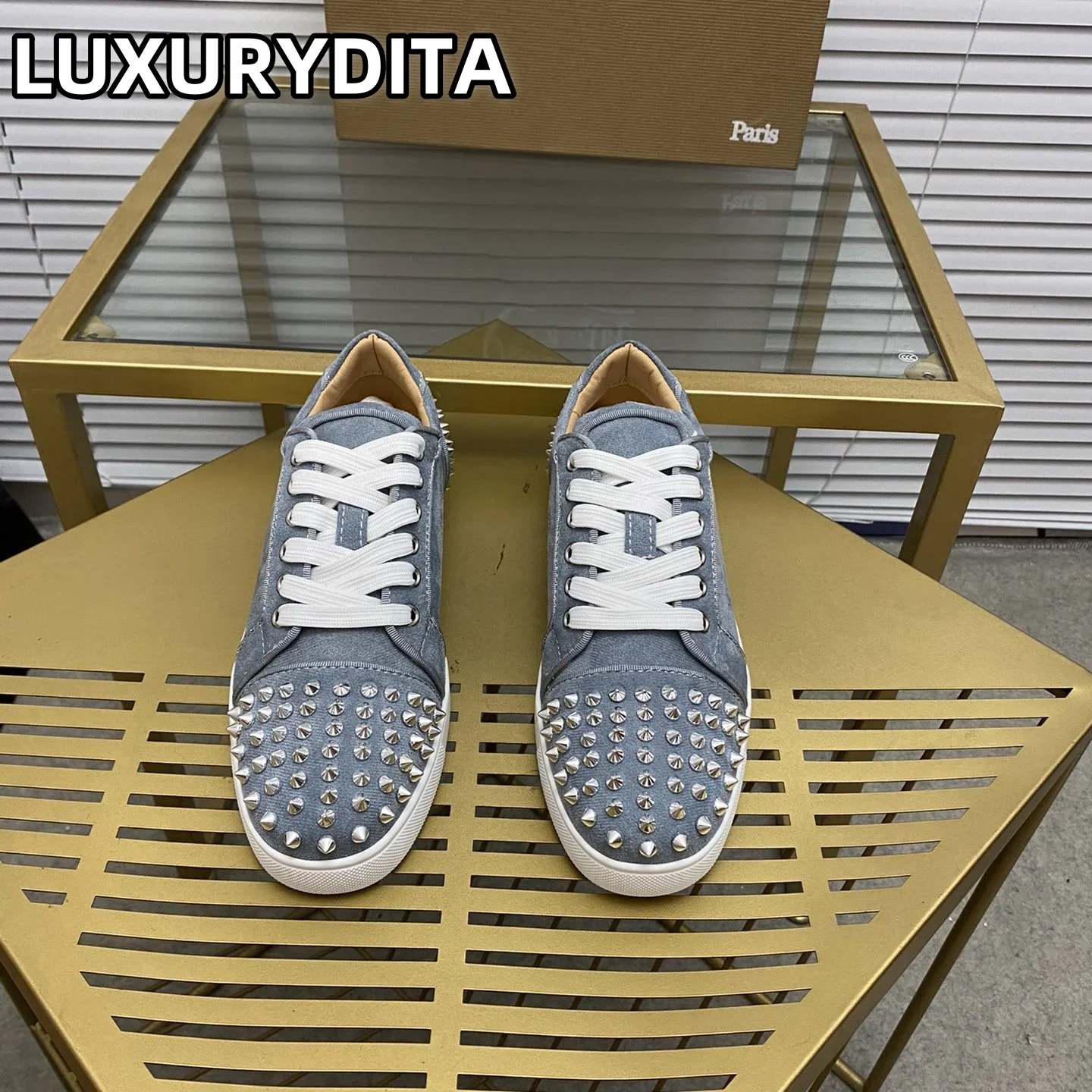 

Top Quality Womens Trendy Casual Tennis Shoes Luxury Mens Real Leather Sneakers 35-48 Designr Rivet Red Sole Lovers Shoes M0038