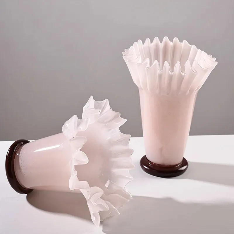 Креативная плиссированная глазурованная ваза с большим ртом и краем в виде листьев лотоса, мягкая домашняя ваза