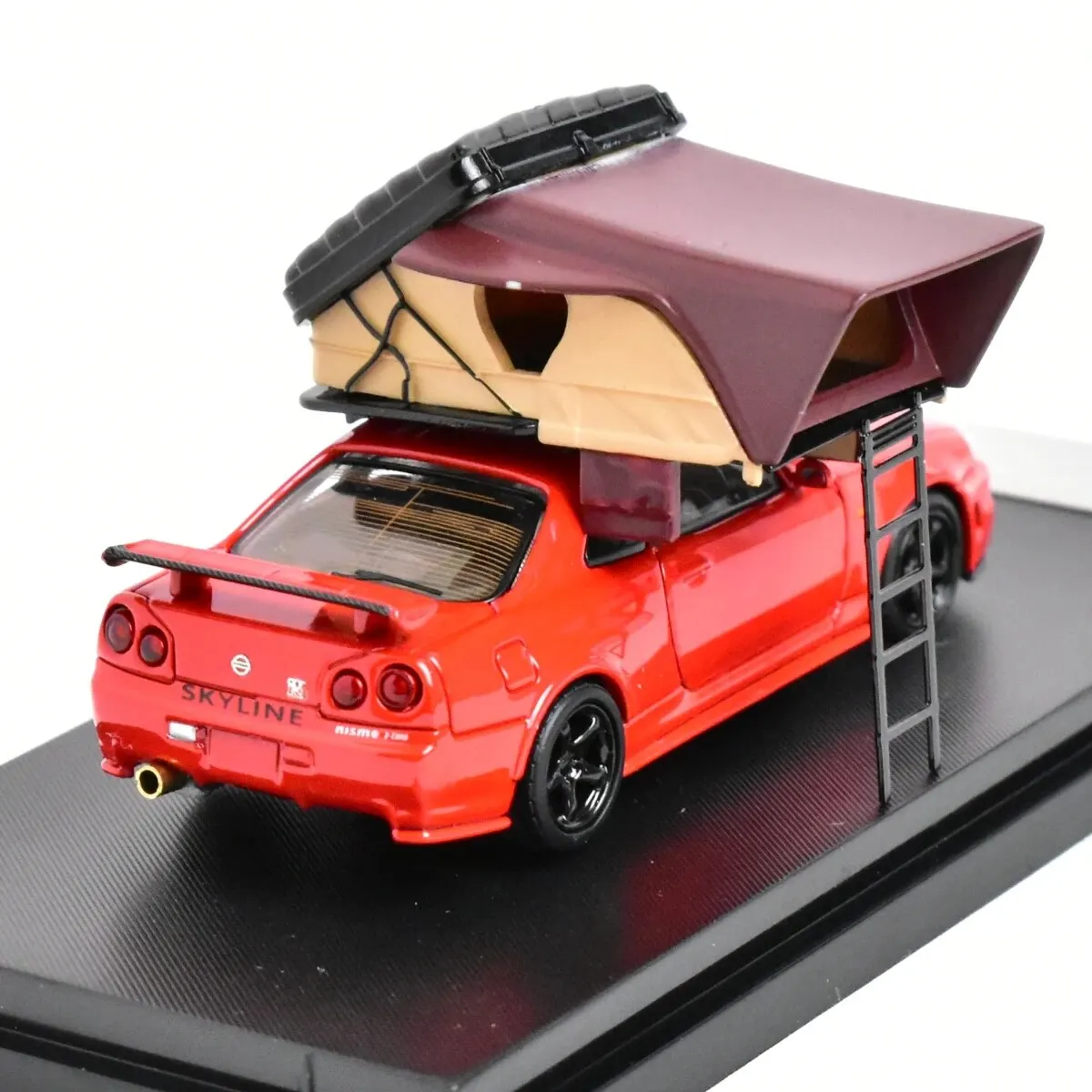 Street Weapon SW 1:64 Skyline R34 Car Model