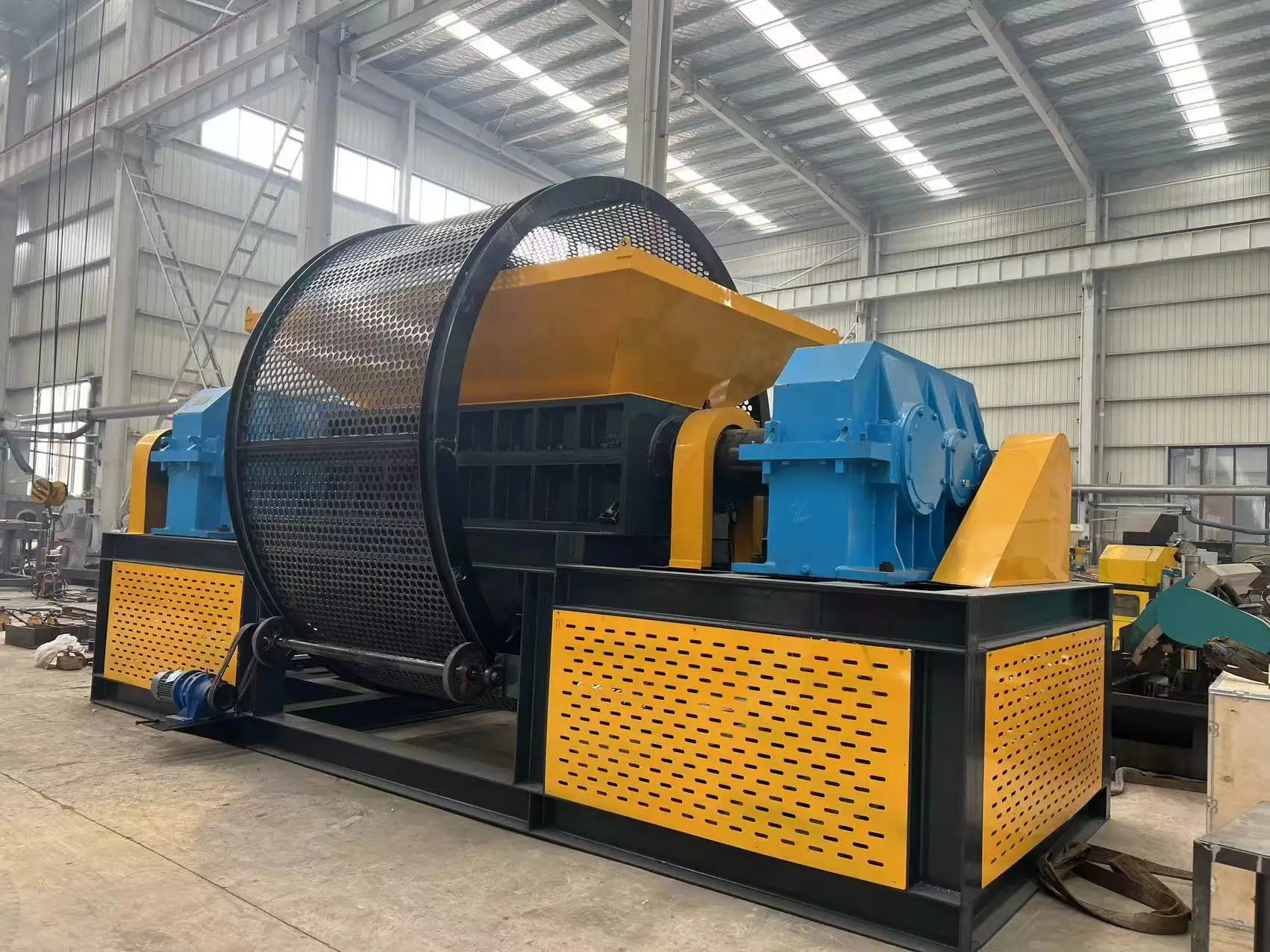 Mini Plastic Metal Shredder Compact Waste Crusher Small Shredding Machine For Household Recycling Station 