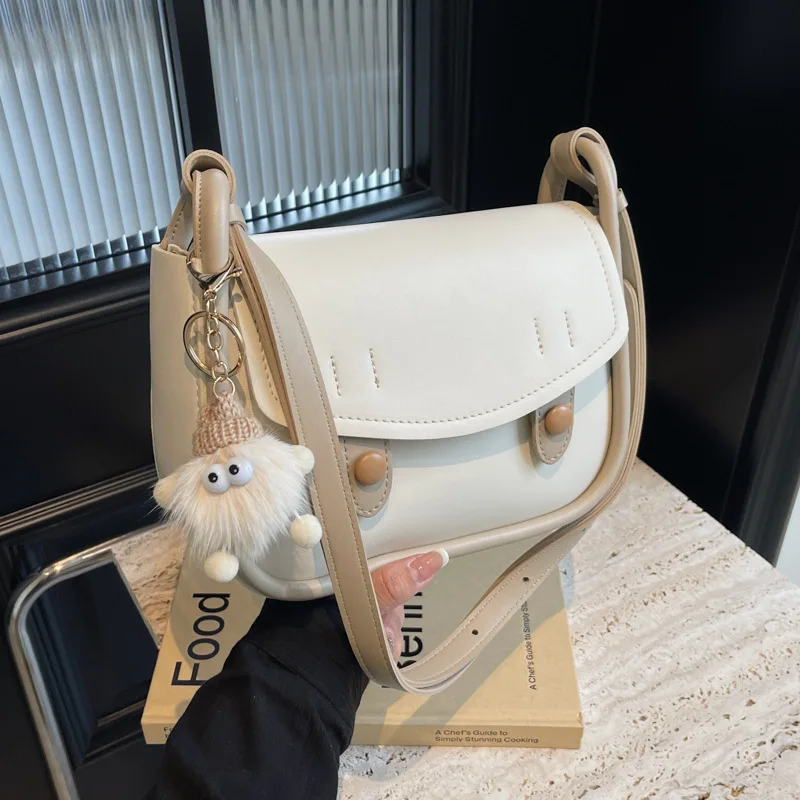 

2025 Stylish Square Shoulder Bag Trendy Casual Crossbody Purse for Women Fashionable Mini Tote Versatile Everyday Handbag