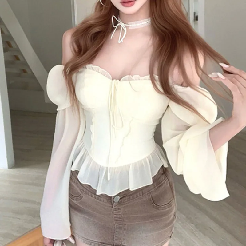 ​ ​ بلوزة نسائية شيفون بأكمام جرس مع حواف مكشكشة وربطة أمامية - قطع علوية بوهيمية من Fairycore لليلة التاريخ، ملابس ضيوف الزفاف