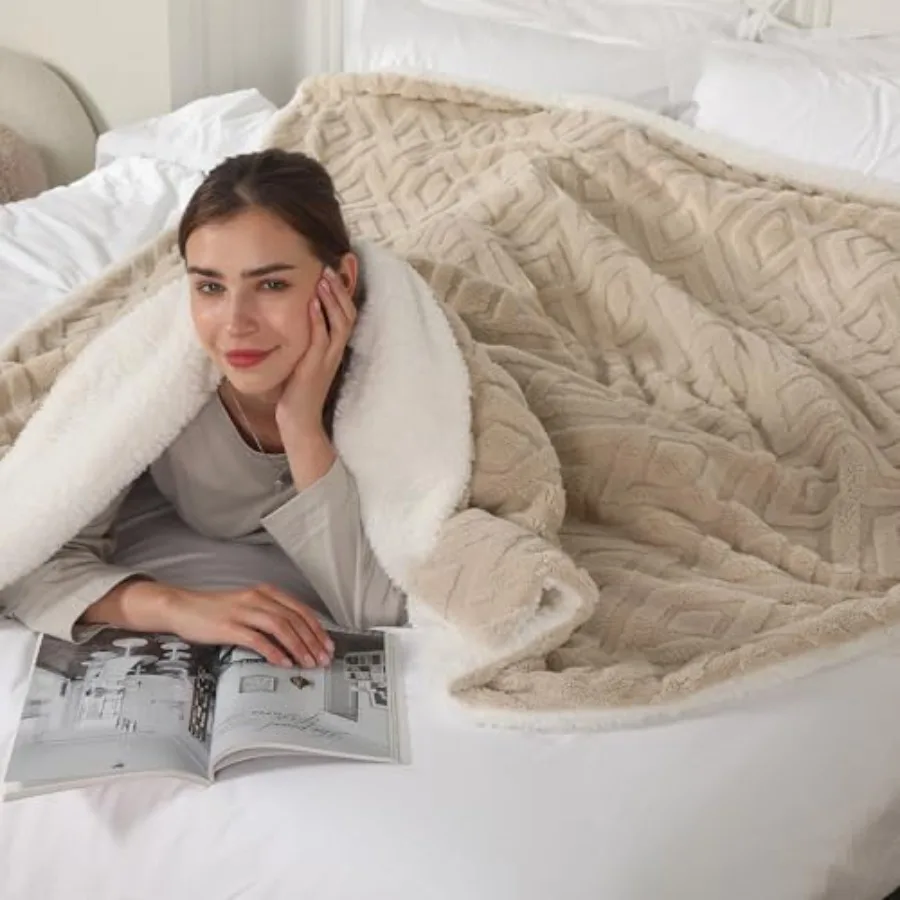 

Электрическое одеяло с подогревом, 3D-узором в виде ромбов, размер Twin, из шерпы, очень уютное, с 5 уровнями нагрева и 10 часами работы.