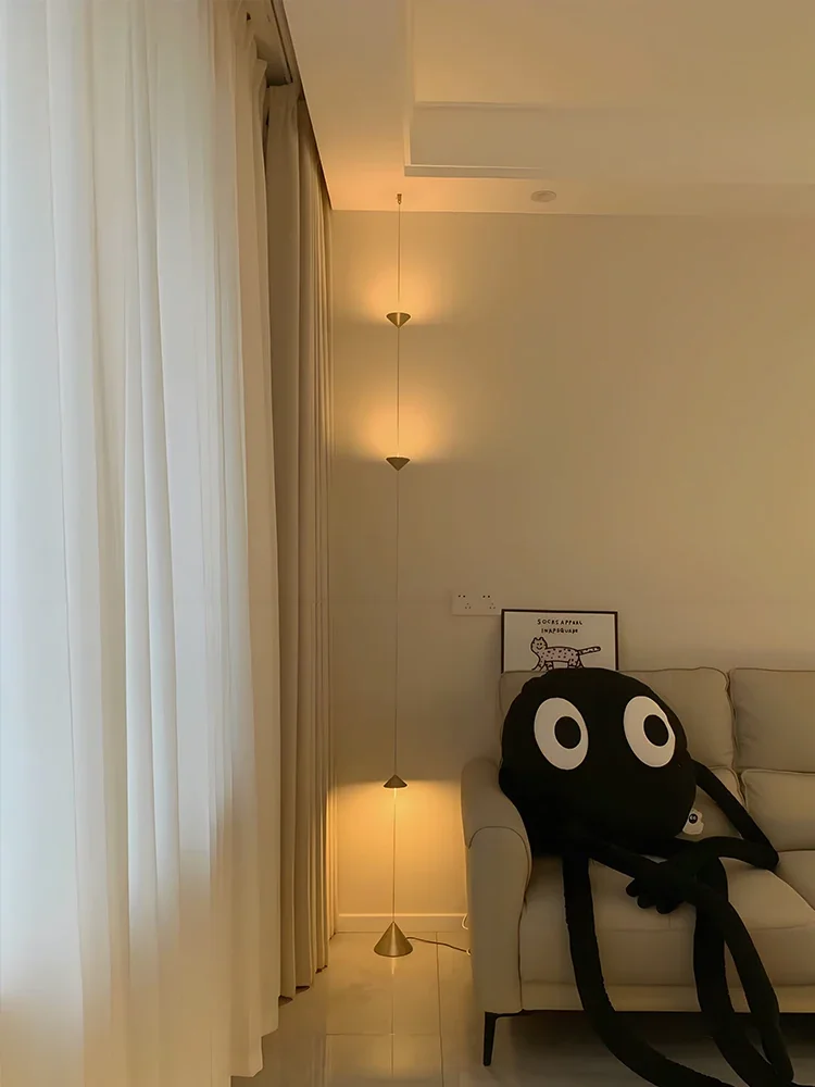 Modern Luxury Black Floor Lamp Pendant Light Minimalist Atmosphere Light Living Room Sofa Edge Bed Head Neutral Decoration Light