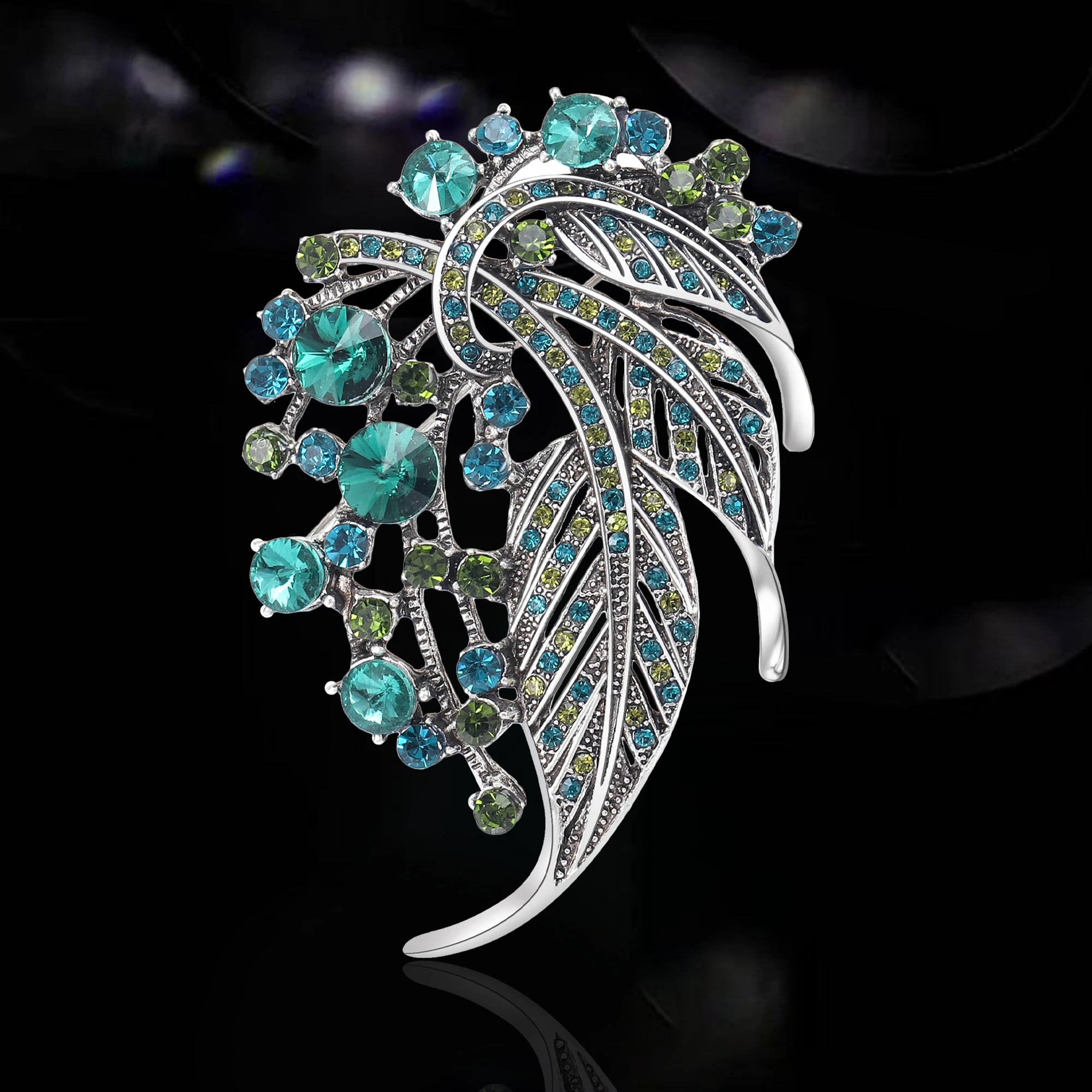 

Fashion Rhinestone Leaf Brooches for Women Unisex Plant Pins Keychain Event Party New Year Gifts Jewelry Decoration Accessories