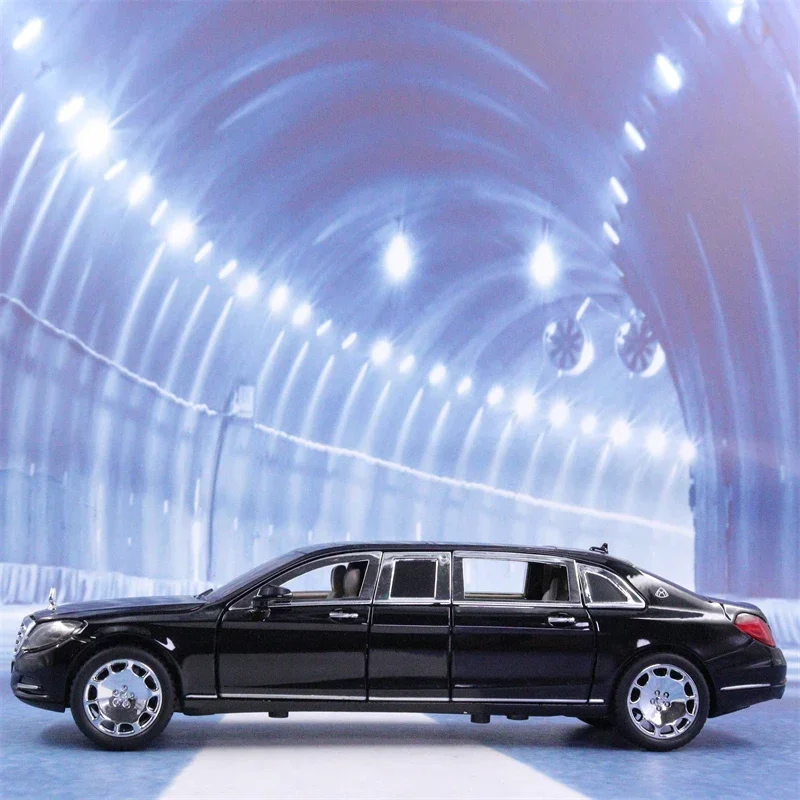 1:24 Mercedes-Benz Maybach S600 Pull Back Simulation Sound Light Diecast Model CAR Toys Collection Kids Gifts A102