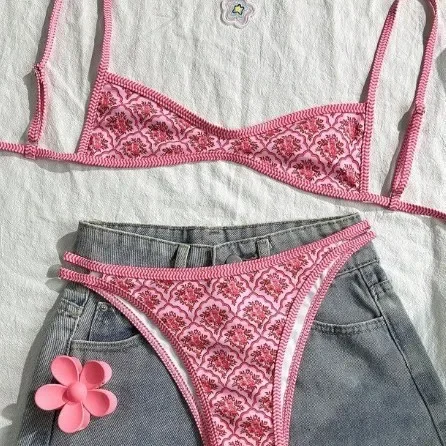

S - XL Flowers Printed High Leg Cut Bikini Female Swimsuit Women Swimwear Two-pieces Bikini Set Bather Bathing Suit Swim
