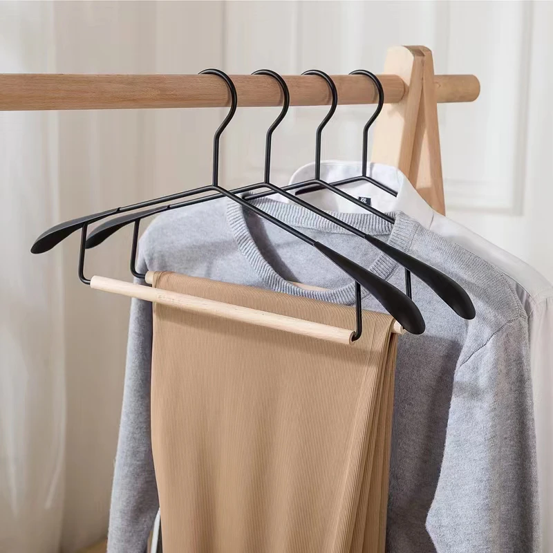 Wooden Coat Hanger Luxury Fashion Metal Wood Suit Hanger With Wide Shoulder Clothes Rack Wardrobe Organizer Cabides Para Roupa