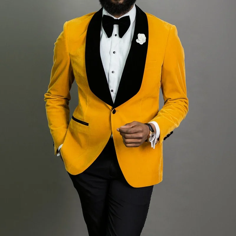 

Yellow Velvet Wedding Tuxedo With Black Pants 2 Piece Slim Fit Men Suits For Prom African Male Smoking Fashion Blazer 2024