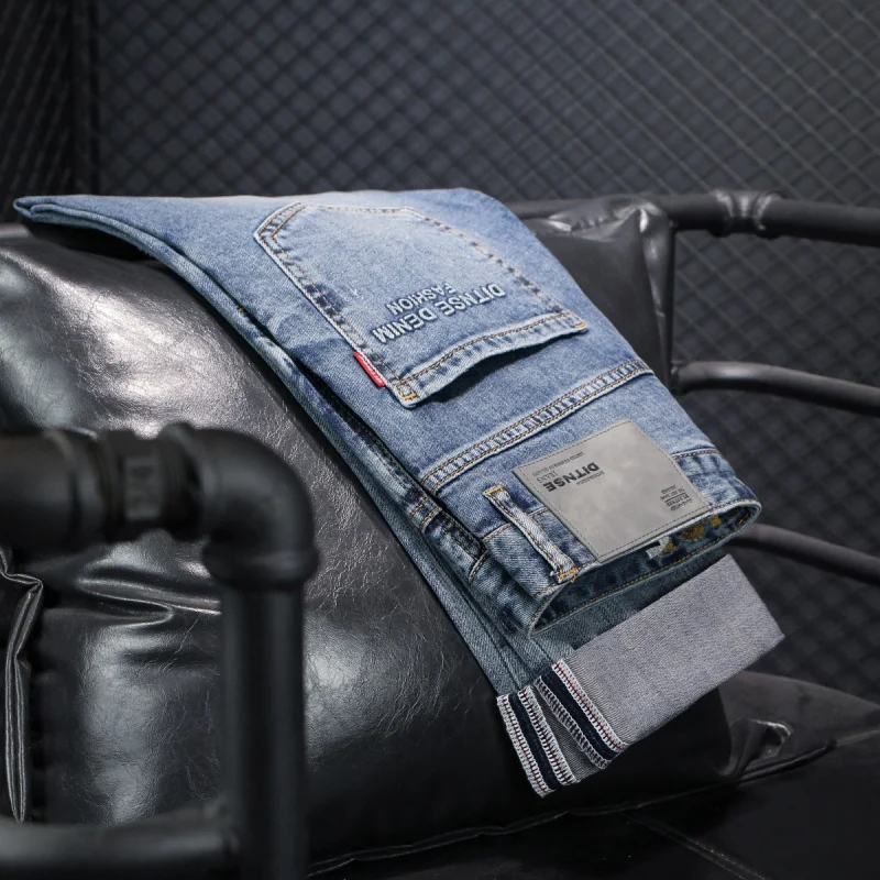 Letter Printed Washed Jeans Men's High-End Light Blue Stretch 2024 Fashion Men's Slim-Fitting Small Straight Trousers