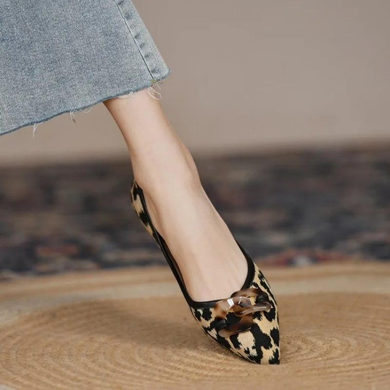 Shoes for Womens Spring Autumn Fashion Pointed Head Leopard Shallow Strange Heel Pumps French Chain Low Heel Comfortable Shoes