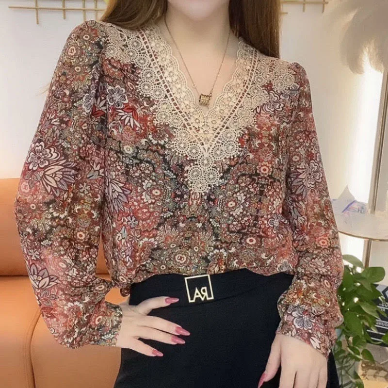 Vintage Fashion V-Neck Floral Blouse Elegant Women\'s Clothing Korean All-match Long Sleeve Lace Spliced Printed Shirt Pullovers