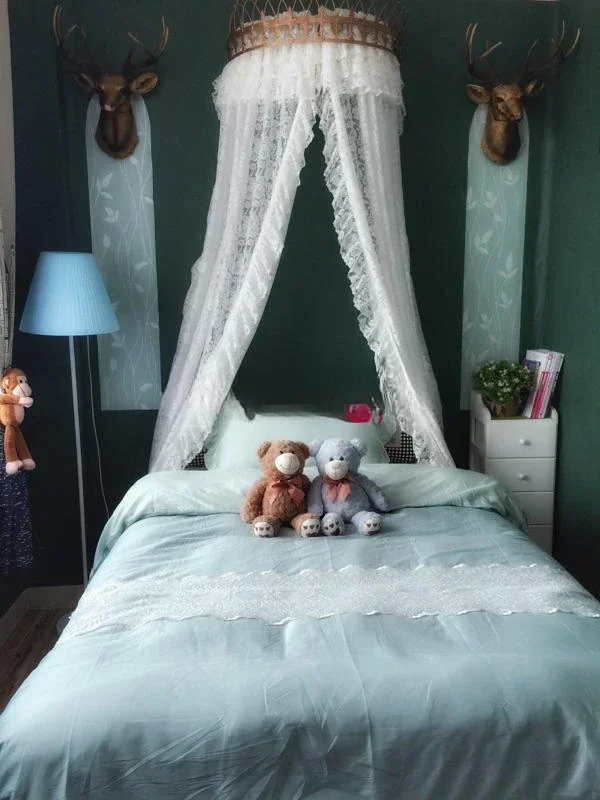 children's bed, new iron princess wedding bed curtain frame, old bed framecurtain frame, ancient copper bed