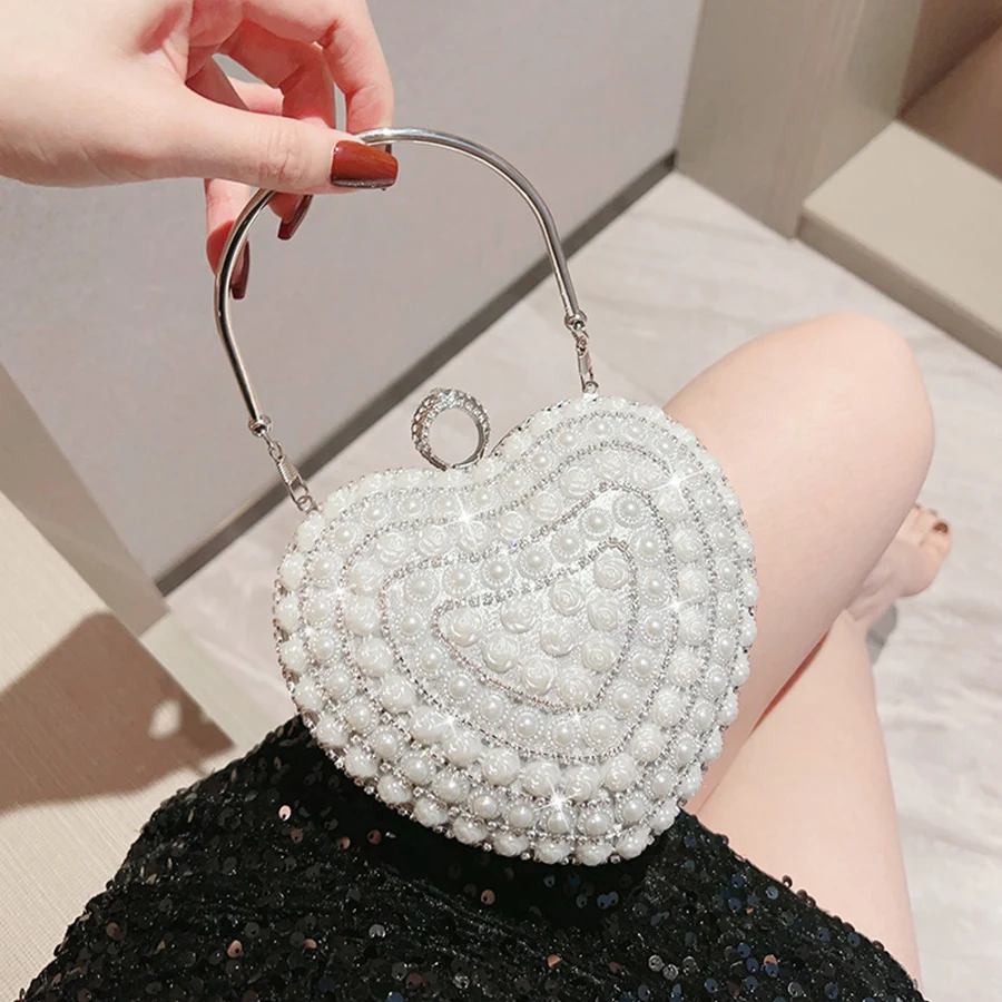 Fashion Pearl Rhinestone Clutch Purse Handbag Women Evening Party Bags Crystal Love Heart Pearl Top Handle Lady Banquet Totes  ﻿