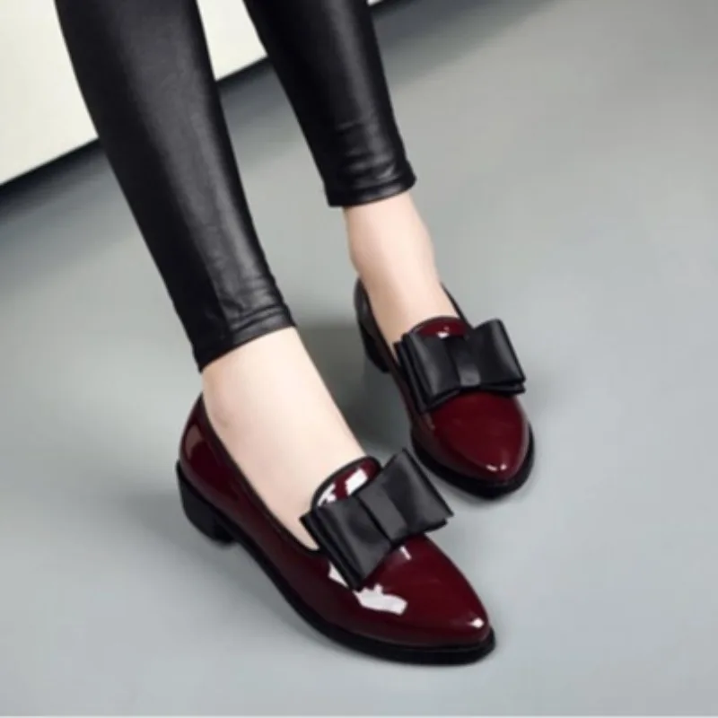 Bowknot High Heeled Small Leather Shoes for Women,Fashionable Pointed Toe, Large Size, Shiny Leather, Low Heel Women's Shoes
