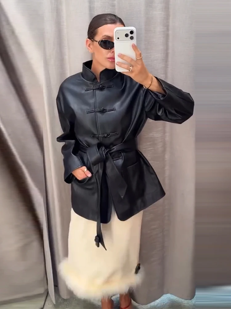 Damen Kunstlederjacken mit Stehkragen, Froschknöpfen und Gürtel, Streetwear, Langarm, Einreihig, Lockere Oberbekleidung – Detail 37