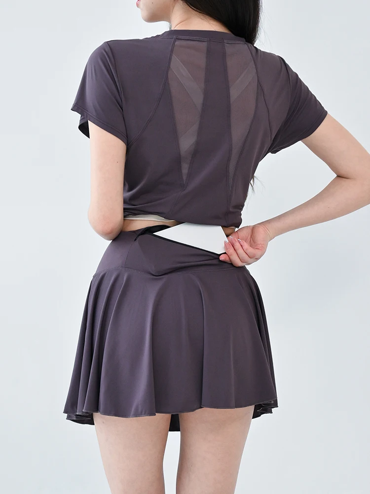 Stunning badminton suit for women 2025 new style tennis sports set gym top short sleeve running quick-drying short skirt