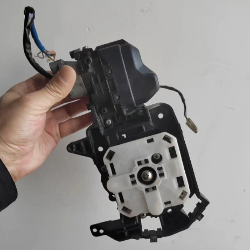 For Mitsubishi Pajero V93V97V87 Reverse Mirror Folding Motor Rear View Lens Adjustment Motor Electric Heating Dismantled Parts
