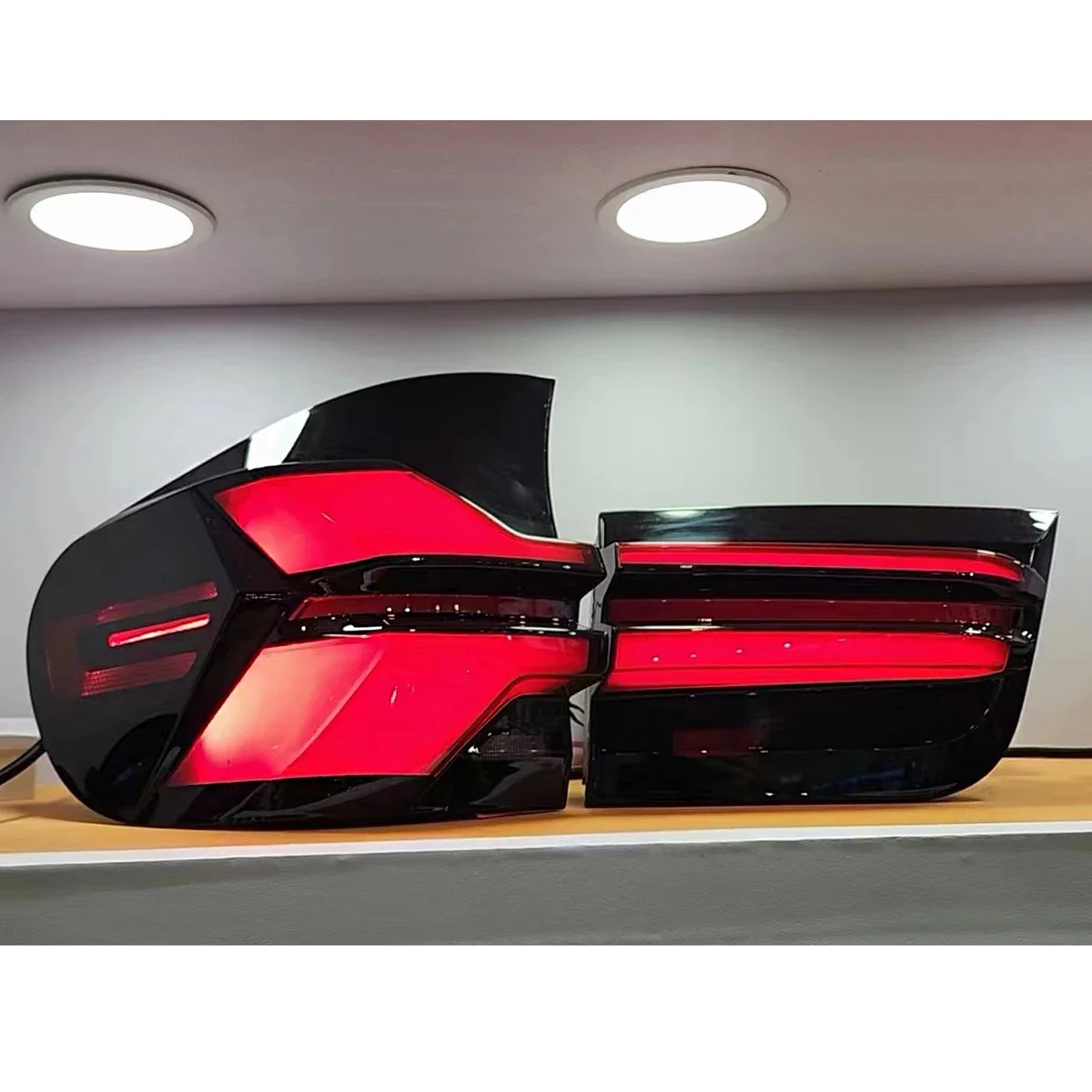 Factory Wholesale Rear Lamps Taillights For BMW X5 E70 06-13 transform into 2023 style Taillights.