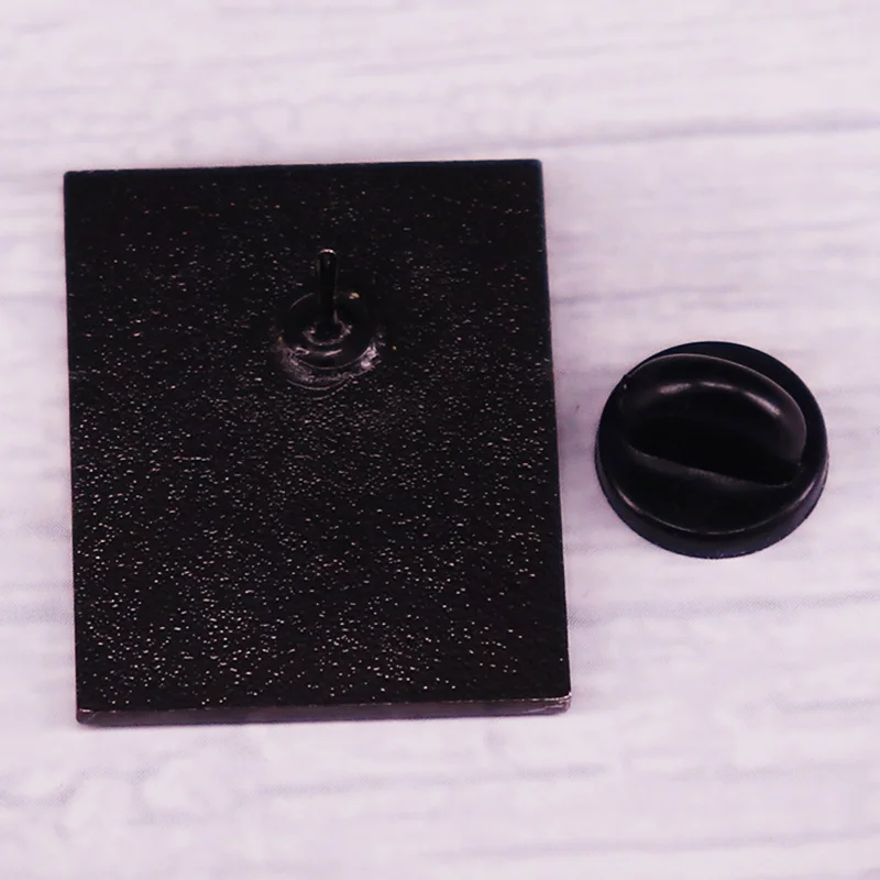 Macabre monstruos familia esmalte pin los gruesomos dibujos animados animación broche insignia mochila accesorios de joyería