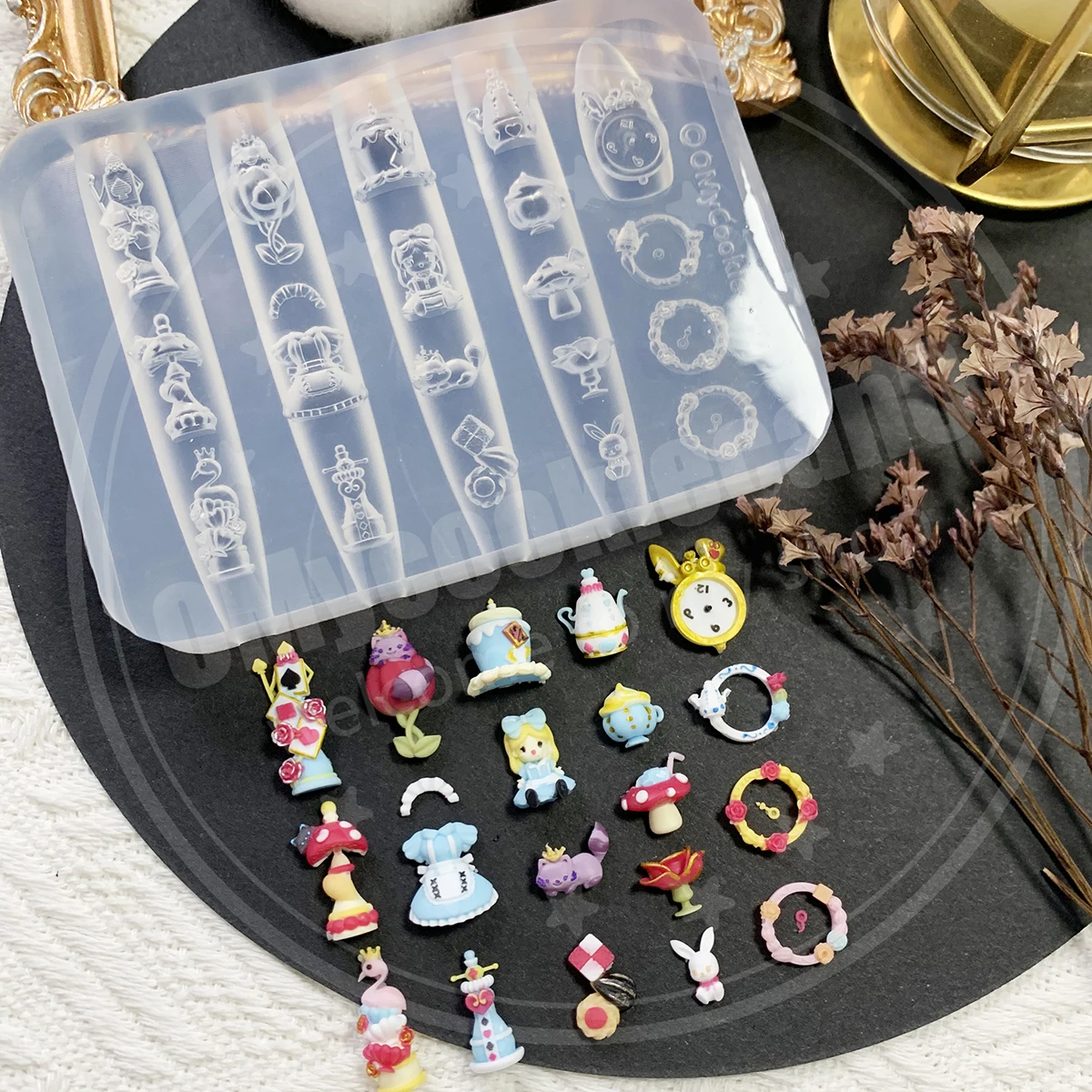Super delicate, Alice in Wonderland themed full-transparent silicone nail mold, tea party theme.