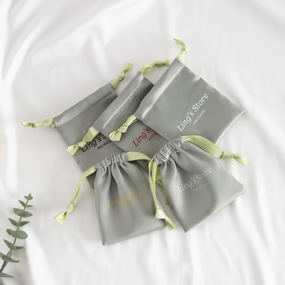 

50Pcs Custom Logo Lovely Green Silk Satin Jewelry Packaging Bag Cosmetic Boutique Storage Organizer Pouch Weddind Favors Pocket