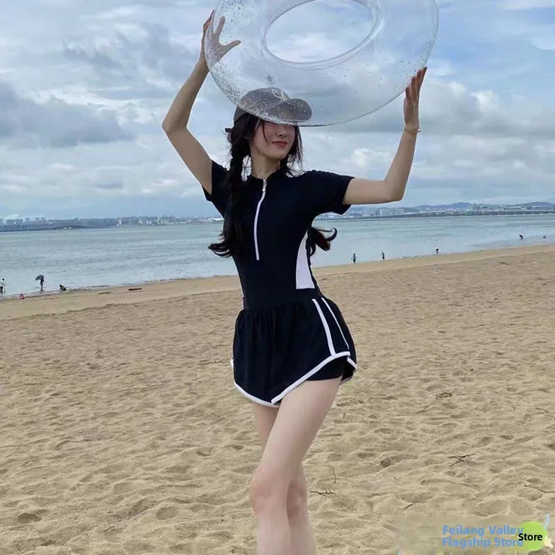 

Новый профессиональный женский слитный купальник для плавания, скрывающий живот, корректирующий фигуру, в консервативном спортивном стиле, для горячих источников, с трусиками-шортами