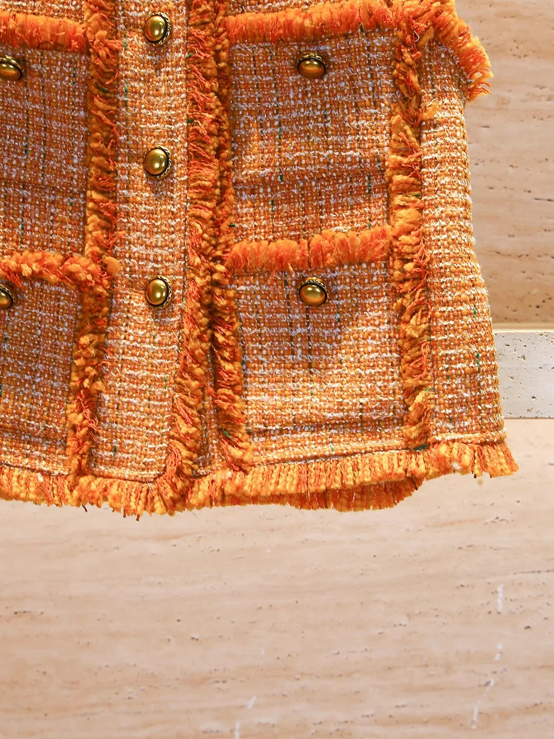 高級感のある秋のデザイン、タッセル付きラフツイードベストまたはアウターウェア、女性用通勤服、ポリエステル繊維スプライシング加工