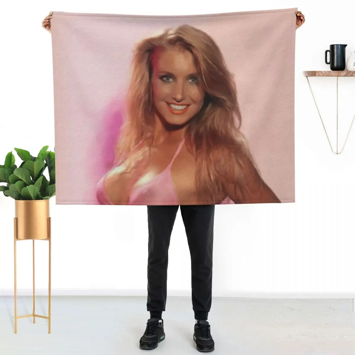 Heather Thomas, Actress Throw Blanket cosplay anime funny gift Soft Big Single Decorative Throw Decorative Beds Blankets