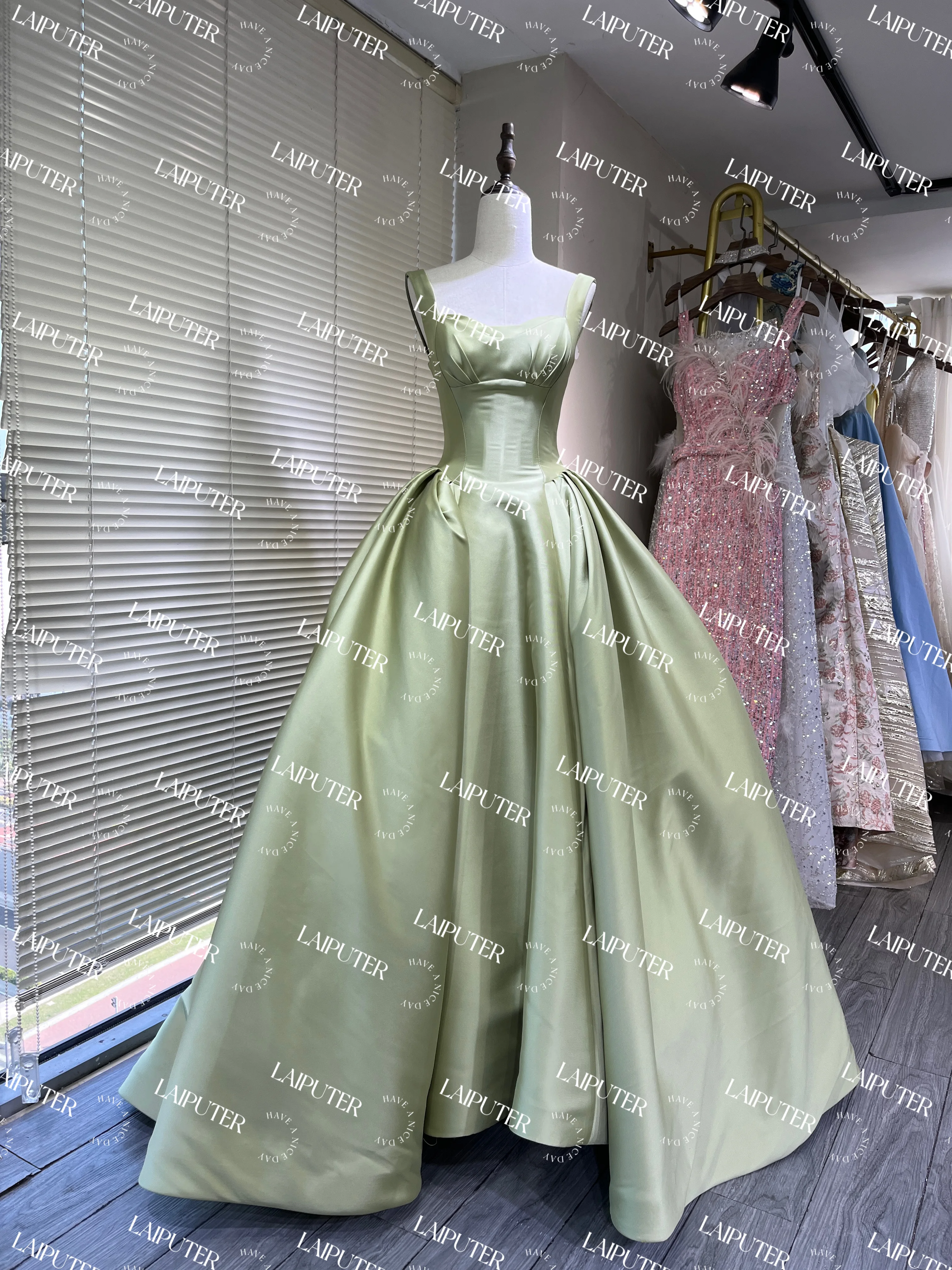 Olive Green Satin Evening Dresses Square Neck Shoulder Straps Simple Puffy A line Prom Gown Box Pleat 2024 Celebrity Dress