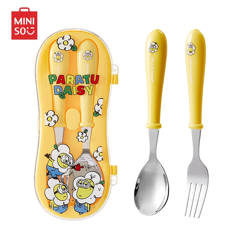 MINISO-Juego de vajilla Kawaii de la serie Minions con caja de almacenamiento para niños, tenedor de cucharas portátil de acero inoxidable para la escuela y la Oficina