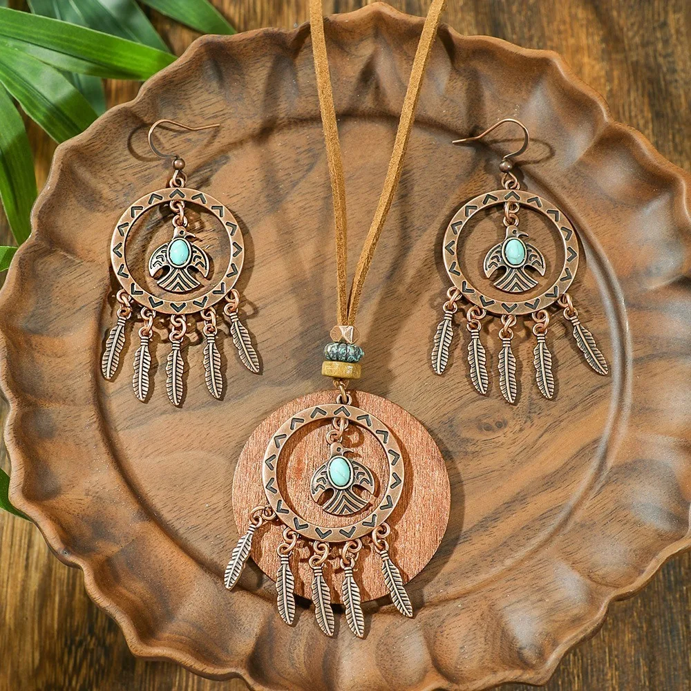 Alloy Geometric Jewelry Set Vintage Distressed Finish Wood Sweater Chain Retro Style Geometric Shape Women Pendant Daily Outfit