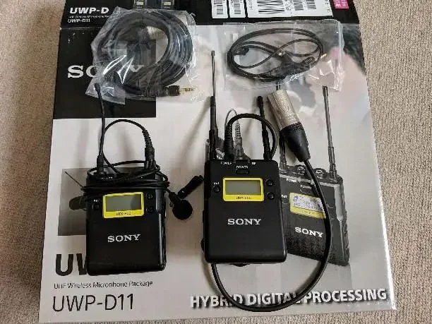 HOT SALES UWP-D27 2-Person Mount Wireless Omni Lavalier Microphone System