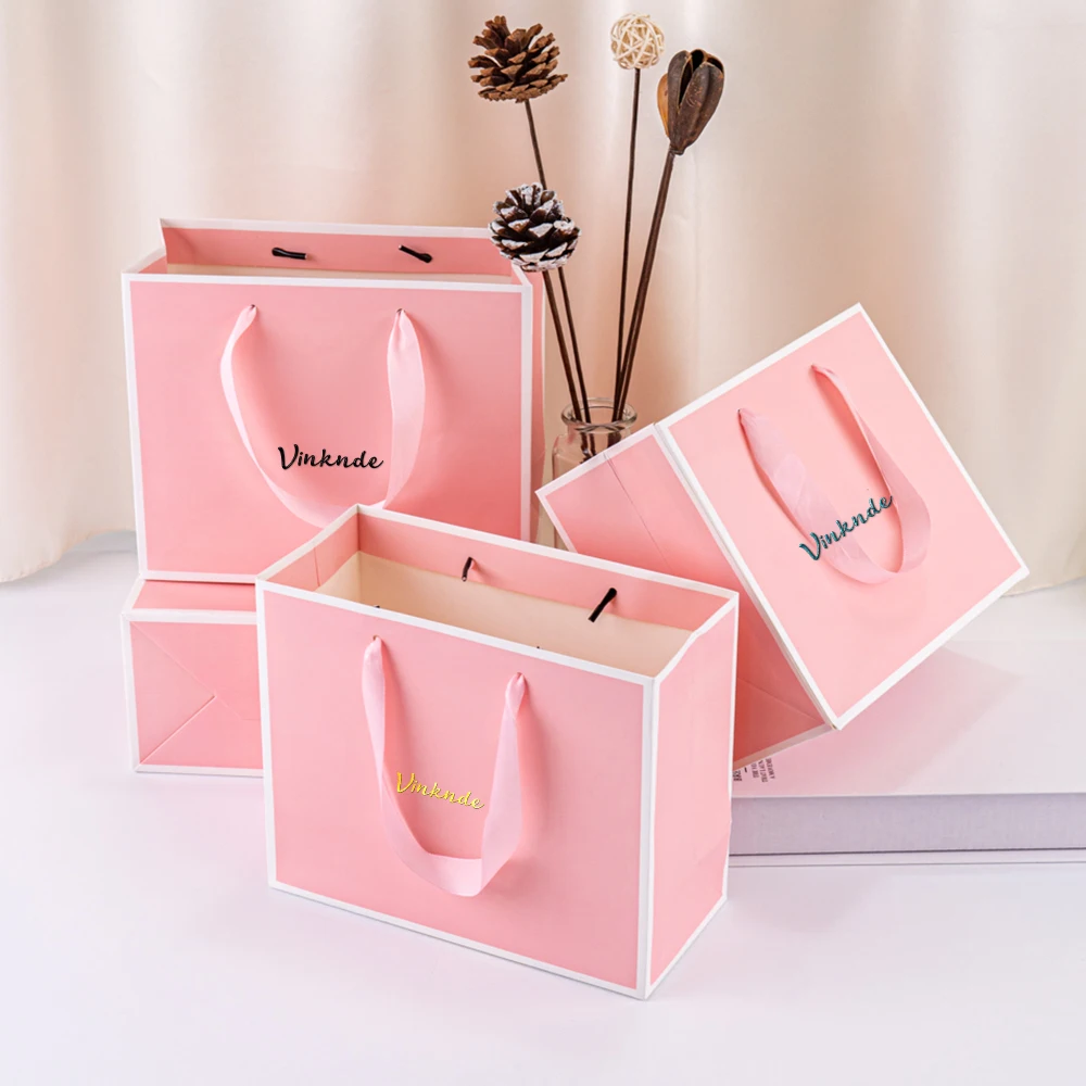

Custom Logo Multiple Size Kraft Paper Bag Packaging Small Businesses Christmas Valentines Day Gift Luxury Wedding Birthday Bag