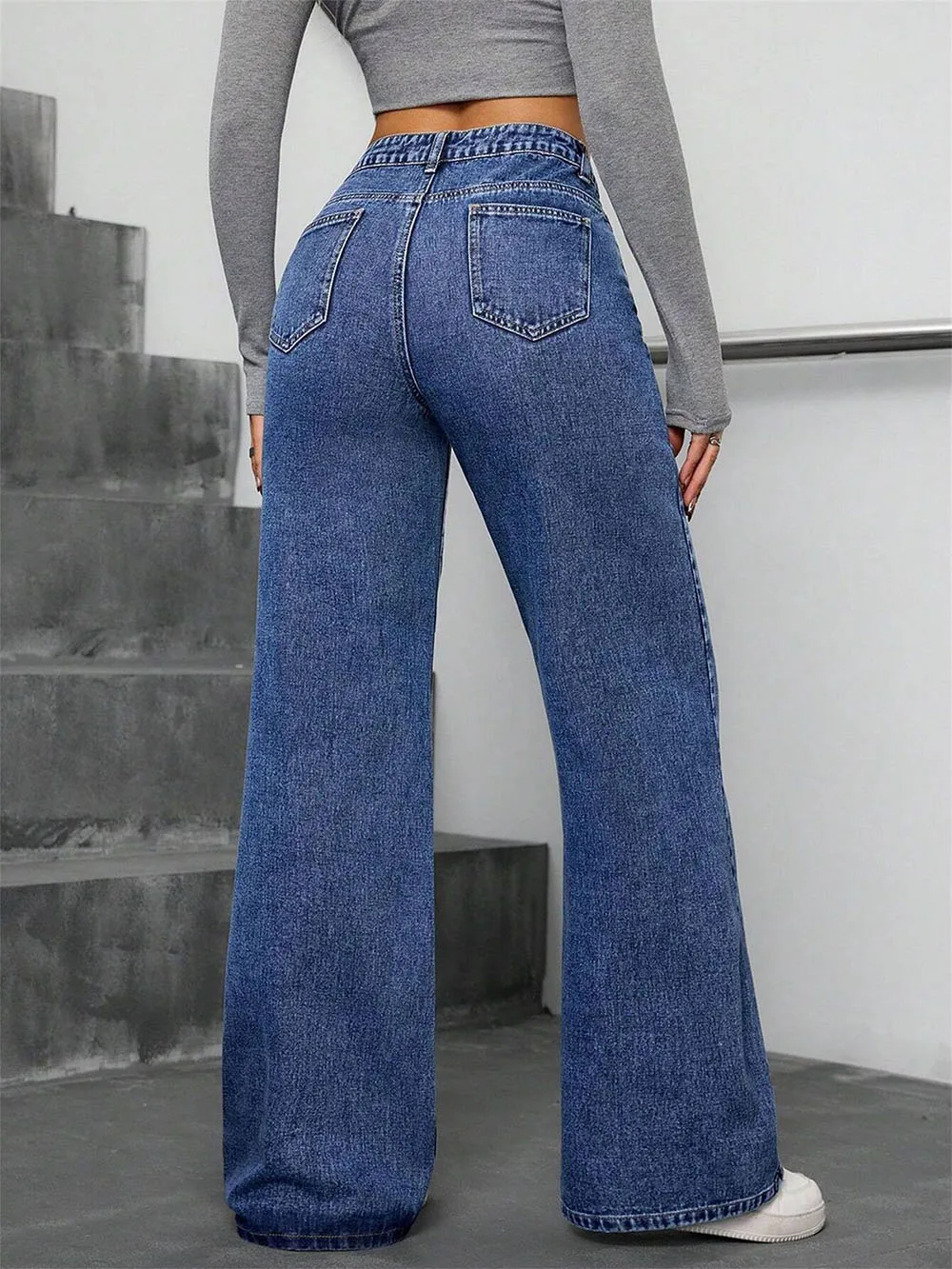Baggy Women's Jeans Autumn New Floral Hot Diamond Loose Straight Cowboy Pants Personality Retro Blue Denim Trousers