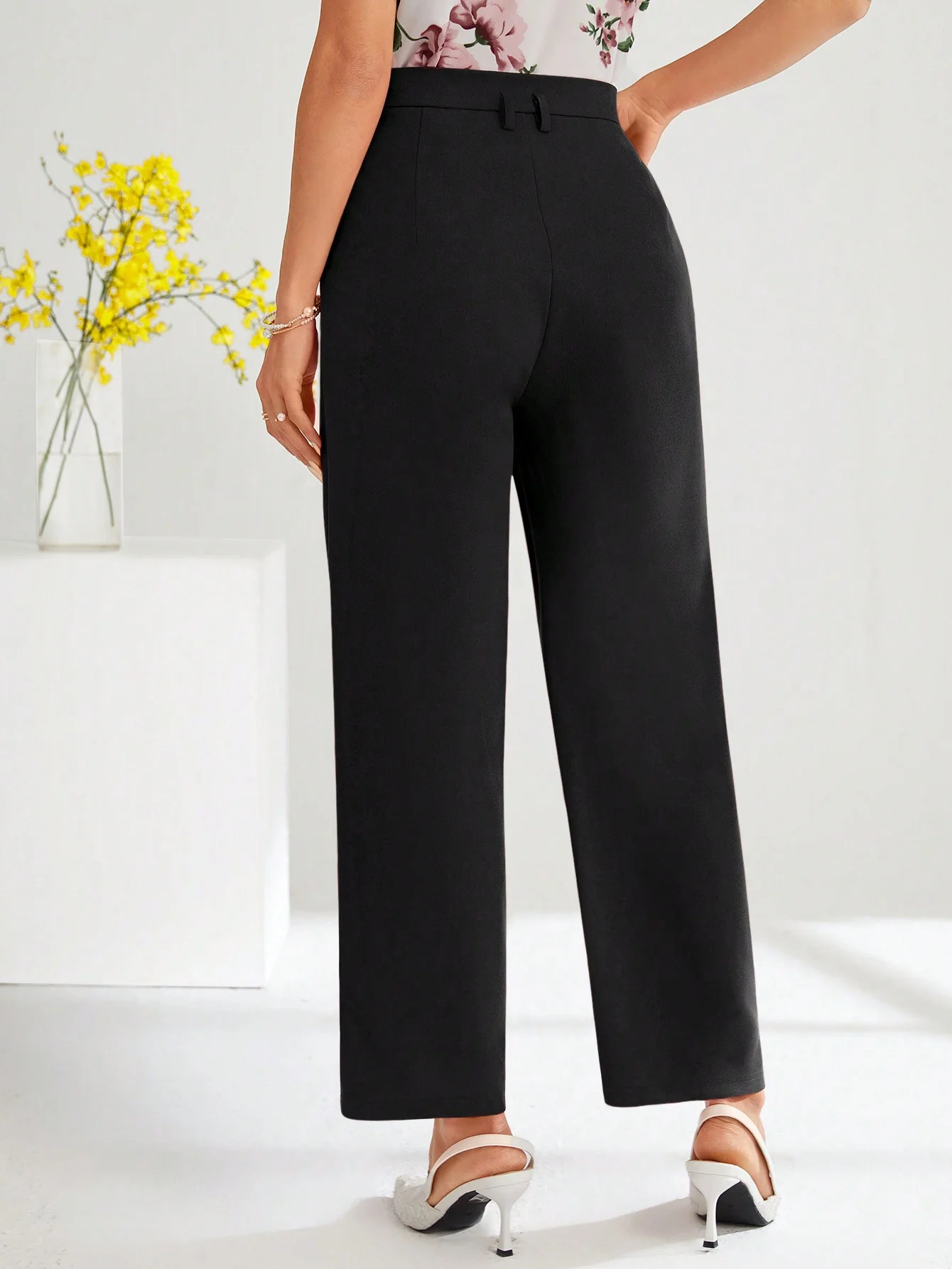 Womens Black High Waist Straight Leg Pants Pleated Pockets Detail Cropped Length Suit Pants Casual Office Spring Summer Trousers