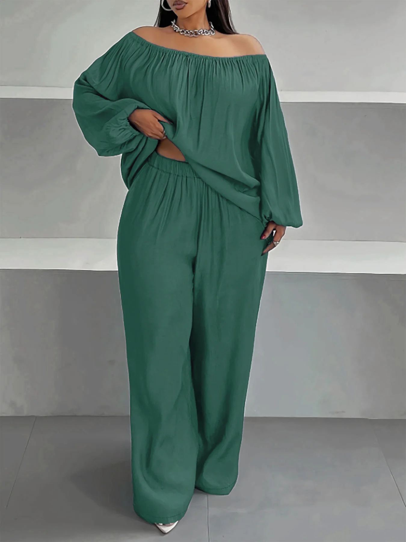 بالإضافة إلى حجم كسول - مجموعة رمادية أنيقة! قبالة - بلوزة كتف + واسعة - بنطال بأرجل واسعة، ماكس ريلاكس فيبي