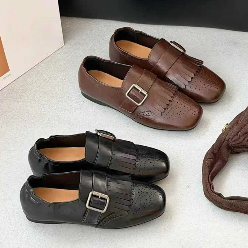 2026 New Women's Brogue Shoes tassel Buckle Flat Double Buckle Loafers Women Plus Size Non-Slip Spring and Autumn female Shoe