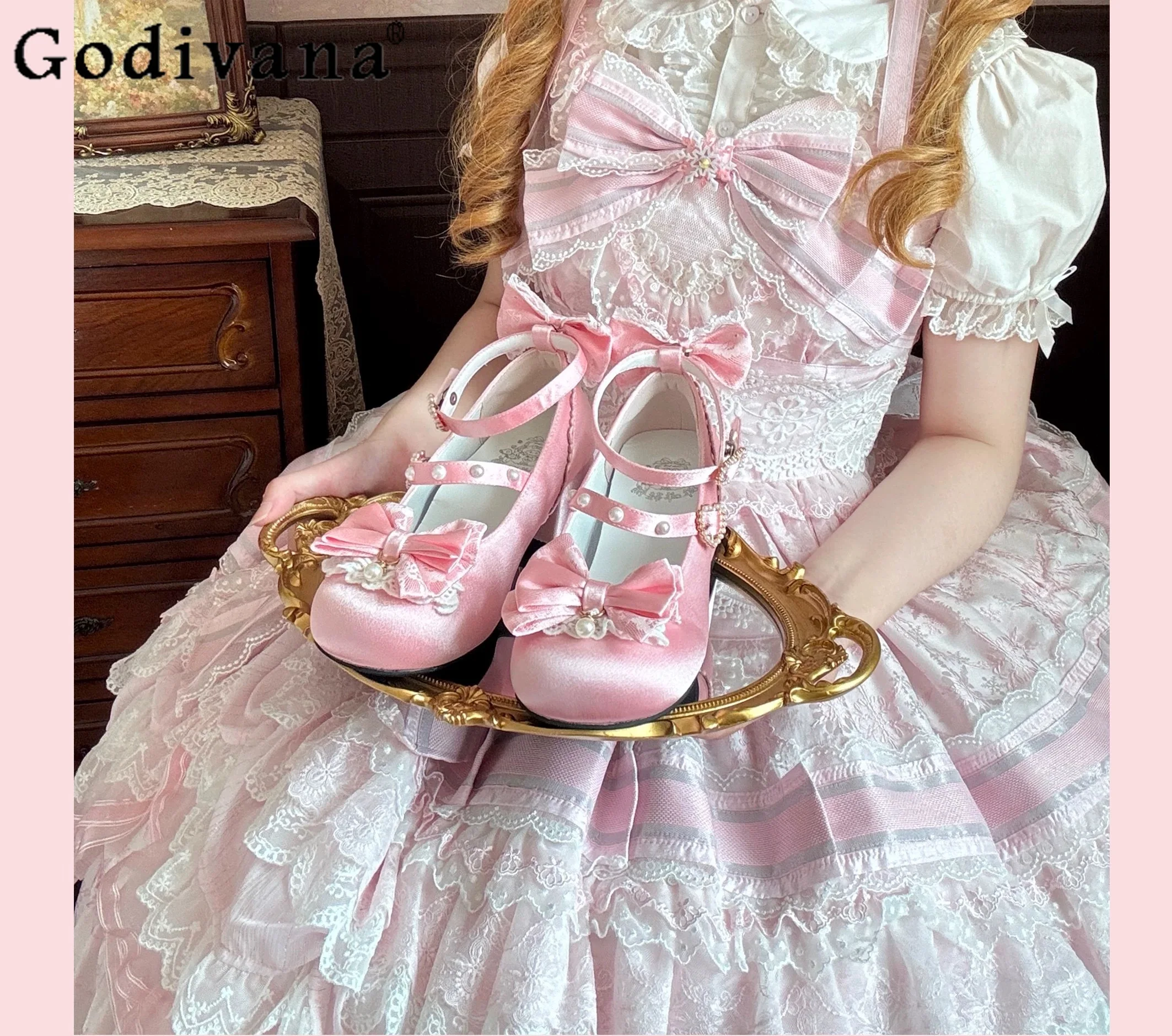 

Sweet and Gorgeous Lolita Japanese Original Lace High Heels Cute Girl Round Toe Chunky Heel Bow Mary Jane Shoes