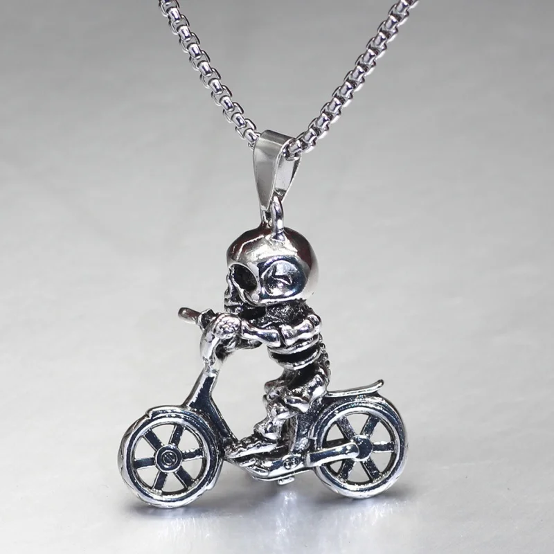 Retro gothic skull cycling pendant necklace for Men Women hip hop punk jewelry