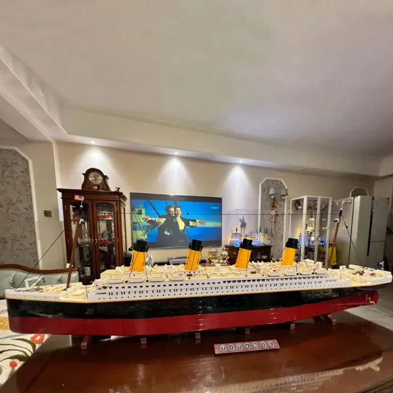 Bloques de construcción para niños, juguete de ladrillos para armar barco grande Titanic, ideal para regalo, código 9090, Compatible con 10294, piezas