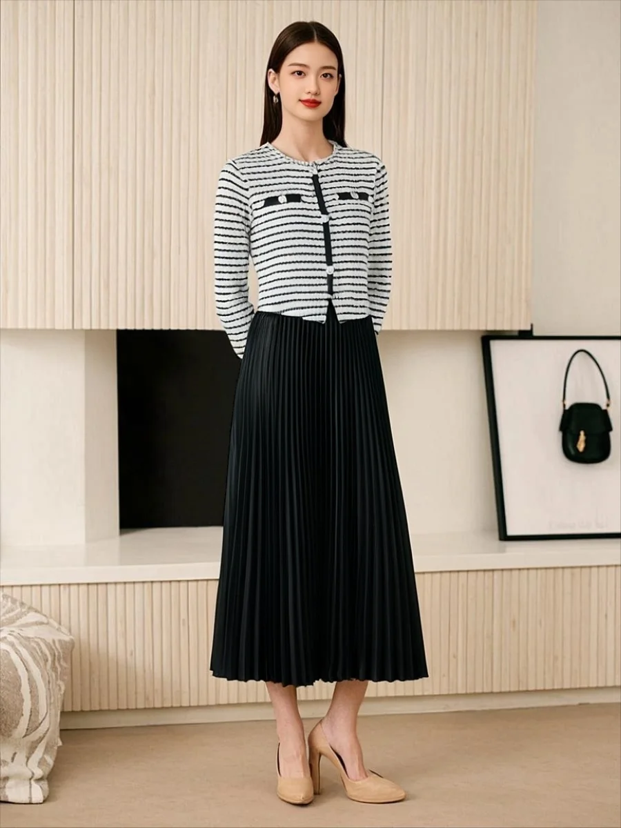 

Miyake Pleated Autumn Small Fragrant Style Black and White Striped Dress for Women 2025 New Style Outfit Temperament Long Skirt