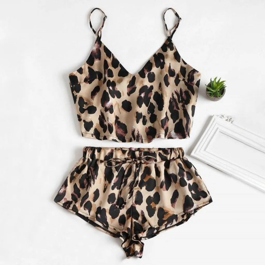 

Women Sexy Leopard Print Pajamas Set Top And Shorts Satin Silk Sleepwear Sexy Lingerie For Women Summer Sleeveless Sexy Pajamas