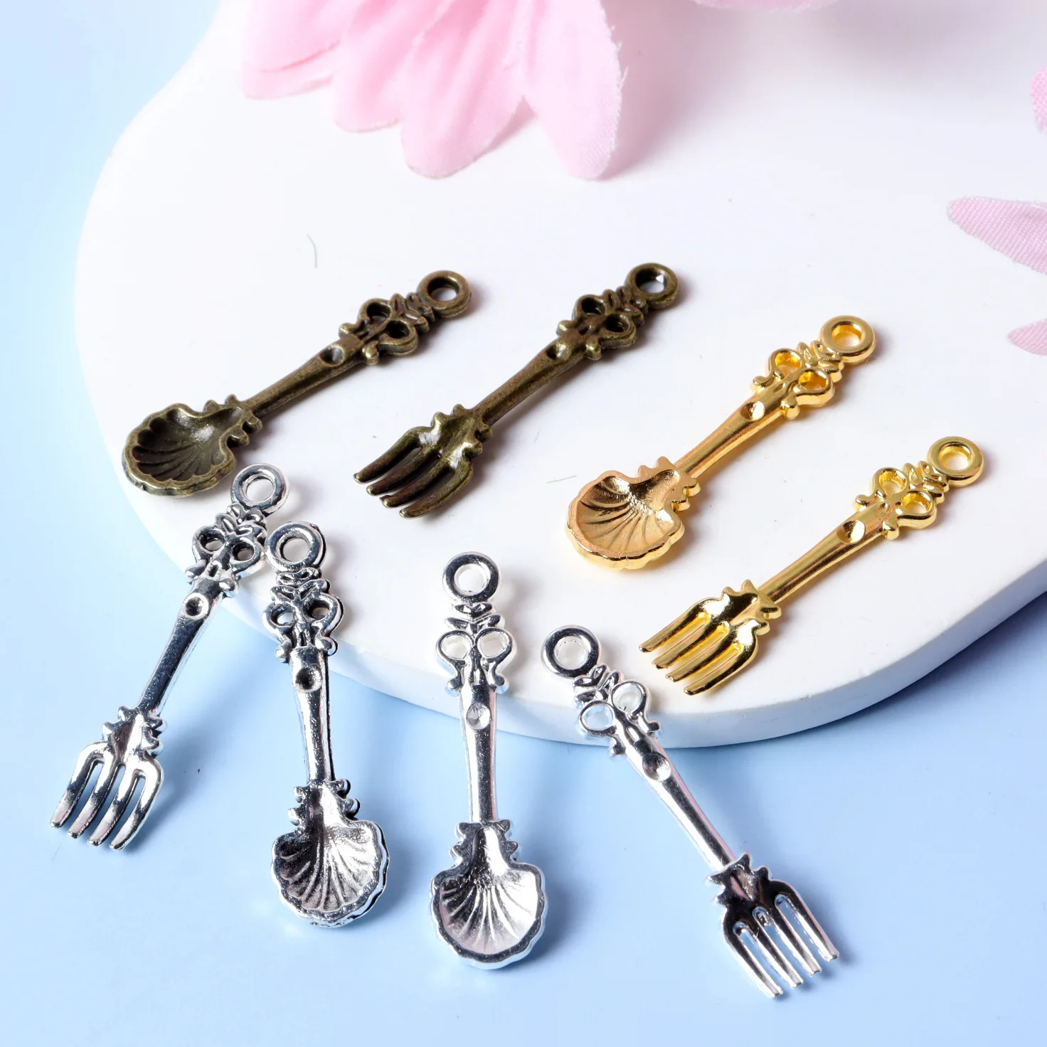 

WZNB 10pcs Oil Dripping Enamel Charms Vintage Silver Alloy Spoon Jewelry for Making Diy Pendant Bracelet Necklace