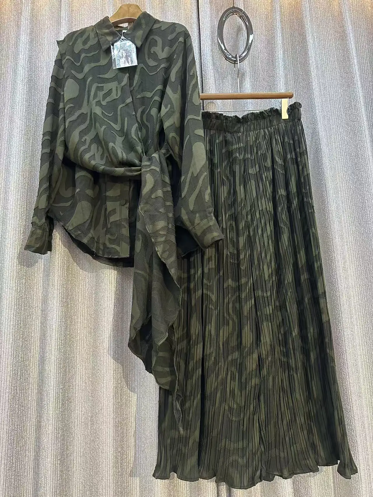 Jarlrysberg – costumes imprimés de rue pour femmes, manches longues, Design à lacets, hauts + pantalons plissés, mode d'automne, ensemble de 2 pièces de luxe léger